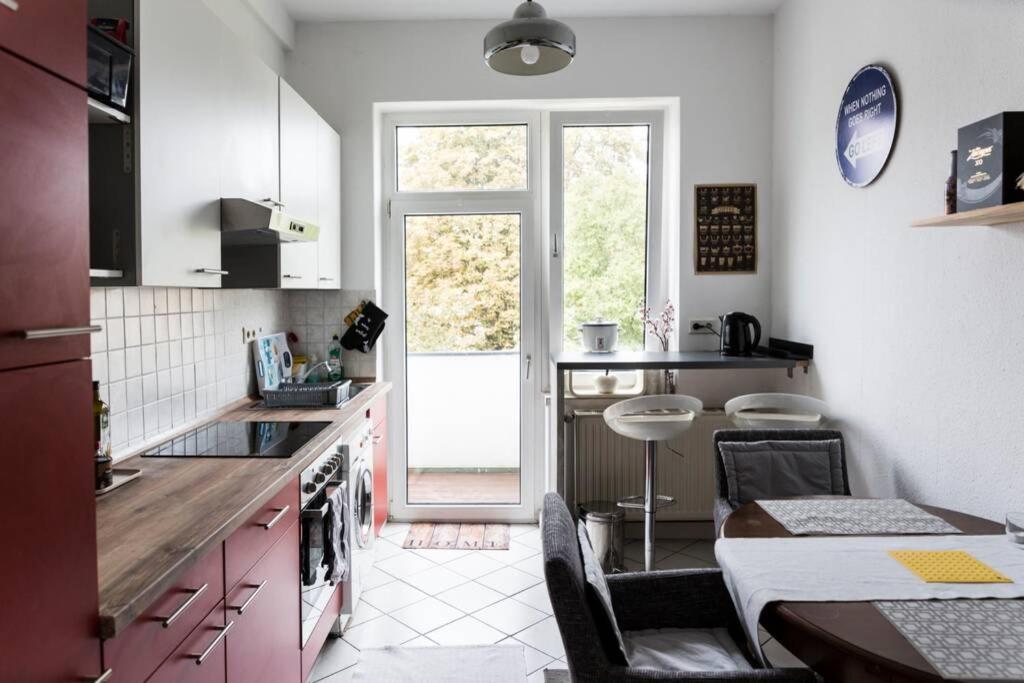 Beautiful Cozy 1-Room Apartment, Near Rhine Dusseldorf Exterior photo